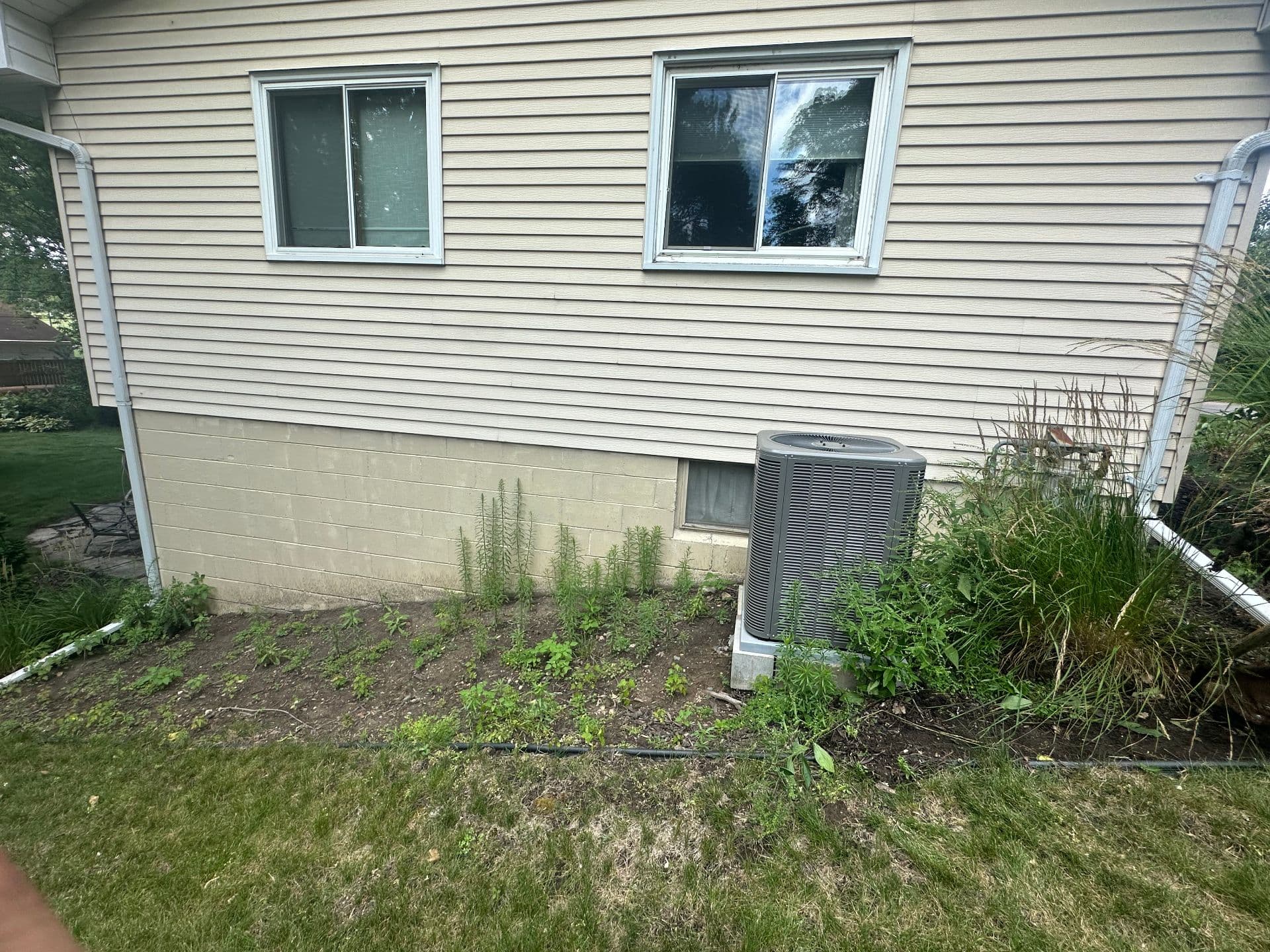 Project Mulch Installation and Garden Bed Makeover image